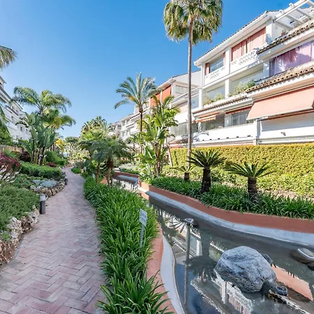 Canas In The Golden Mile With Private Parking, Perfect Location! Marbella